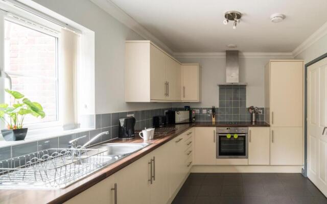 Bassett Green by Viridian Apartments