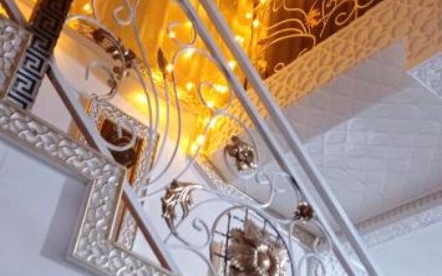 Hotel Guest House GOLDEN DEGREZ