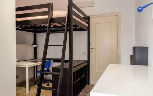 Kamchu Apartments Room With Balcony Piazza Bologna
