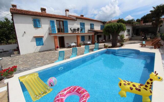 Apartments Midea 2