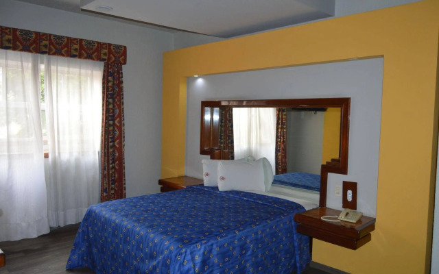 Hotel Mina