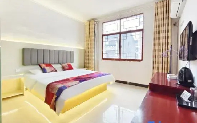 Tiantangzhai Lijun Hotel
