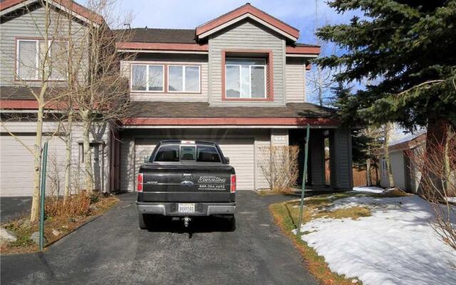 Snowcreek Phase 4 521 4 Br townhouse by RedAwning