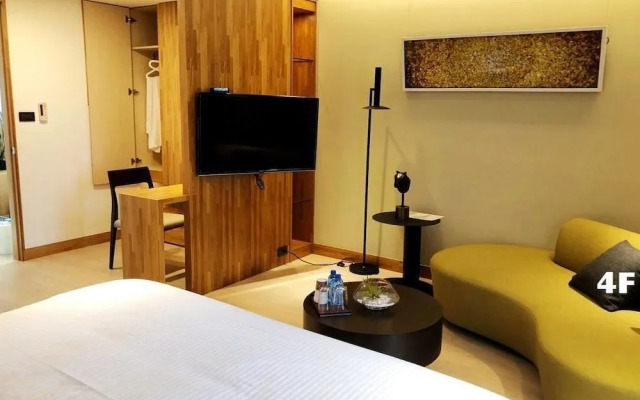 Viva La Vivace Tainan Hostel