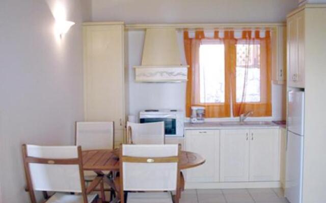 Menigos House 129