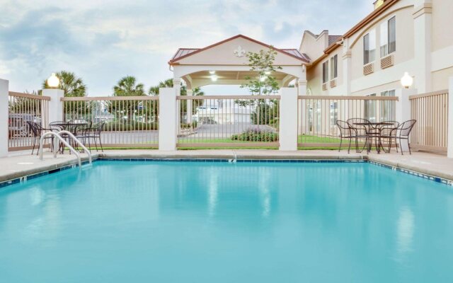 SureStay Hotel by Best Western Alexandria