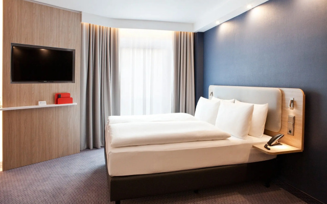 Holiday Inn Express Munich - Olympiapark by IHG