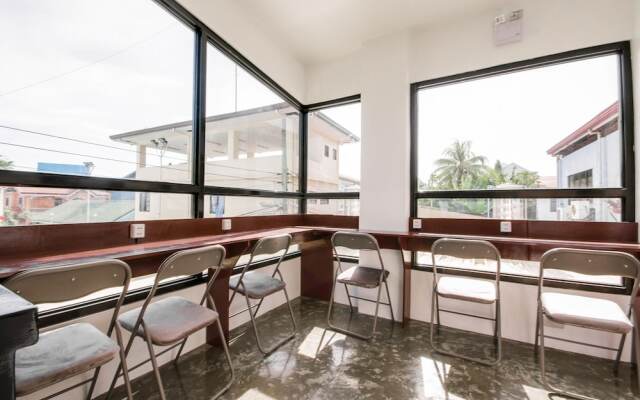 Super OYO 495 The Pocket Hotel