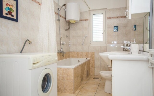 Apartment Zoki i Goga / Two Bedroom