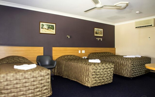 Sun Palms Motel