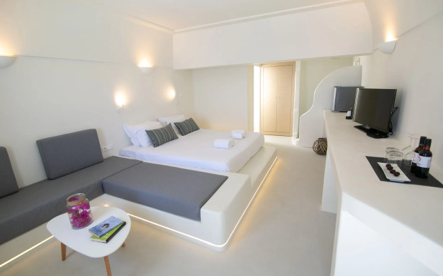 Cilon Suites Santorini