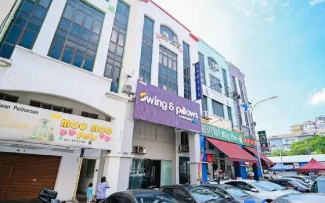 Swing & Pillows @ KL Kuchai Lama