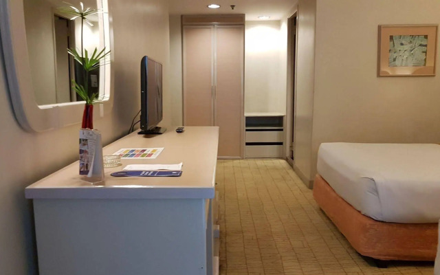 Riviera Mansion Hotel