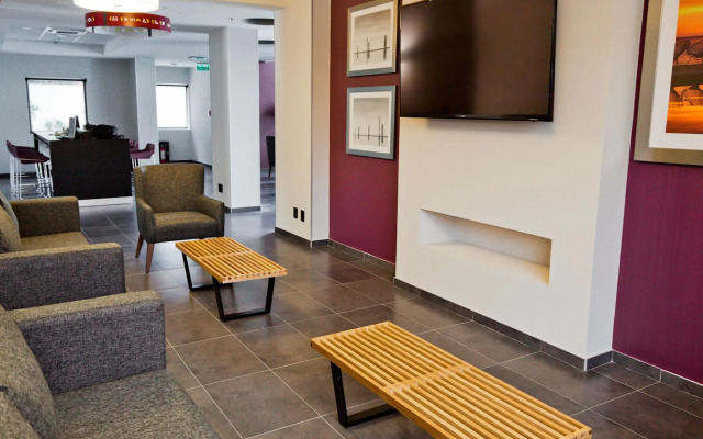 City Express Suites by Marriott Playa Del Carmen