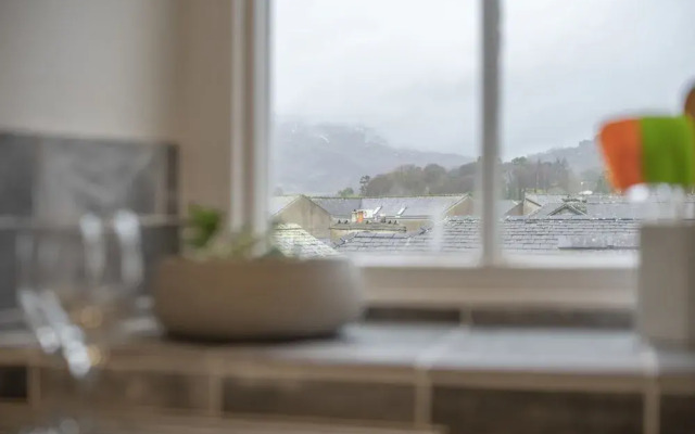 Top of the Bank Apartment