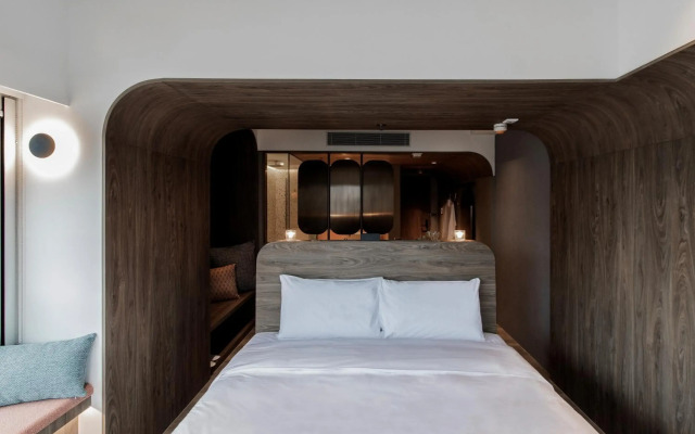 Hillwood House Hotel