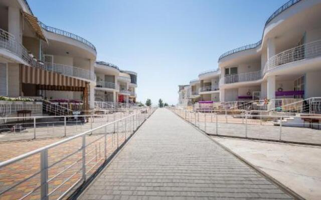 Apartments near the sea