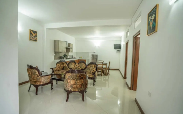 Spacious 4-bed Apartment in Katugastota