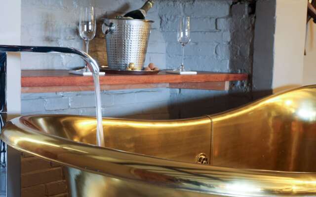 The Kingsbury at No7 & No8