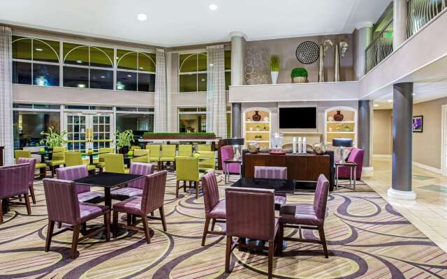 La Quinta Inn & Suites by Wyndham Tucson Airport