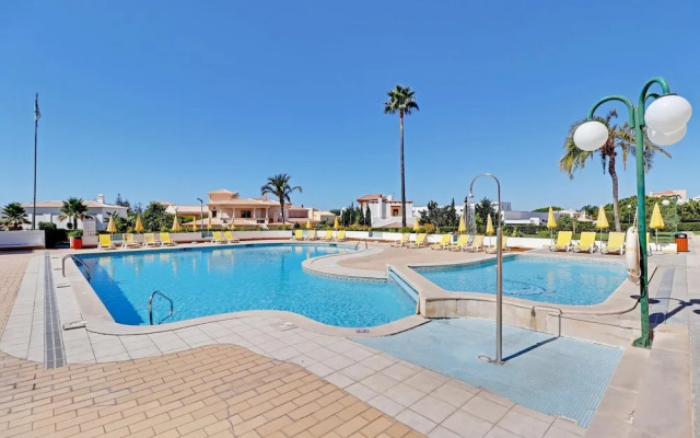Albufeira Concept 1 With Pool by Homing