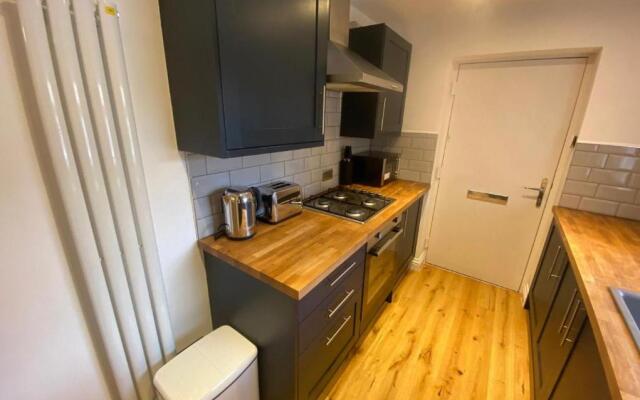 Spacious and bright 1 - bedroom rental unit