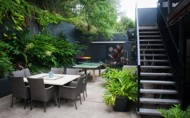 Yeppoon Beachhouse - Hostel