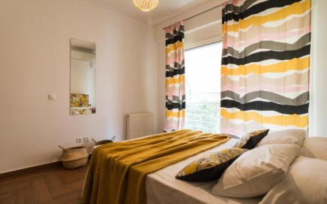 Three-Bedroom Apartment with Acropolis view
