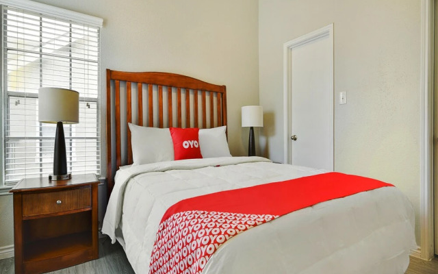 OYO Apartments at Champions Green