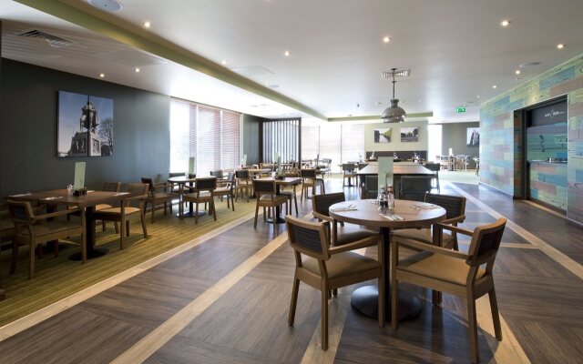 Premier Inn Bedford Town Centre (Riverside)
