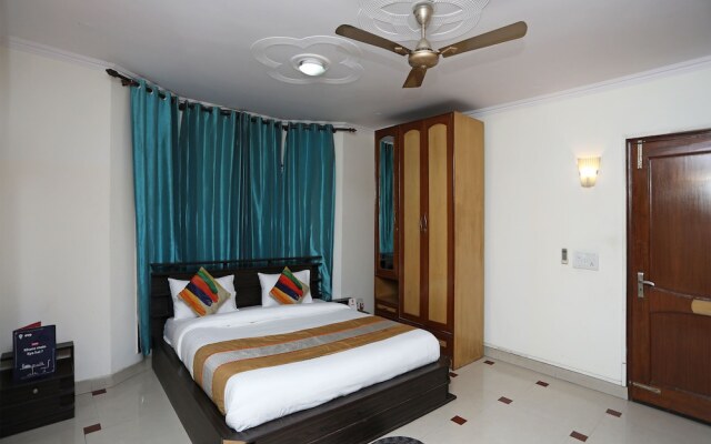 OYO 14306 Advantage Homes