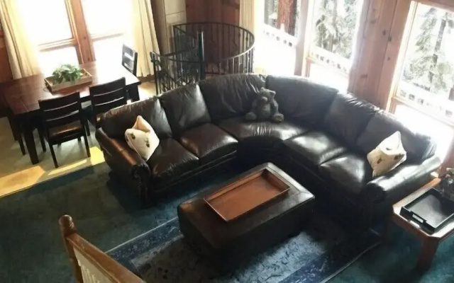 Scenic Wonders Chateau East 2 Bed Loft