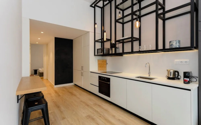 Crystal Luxury Apartment
