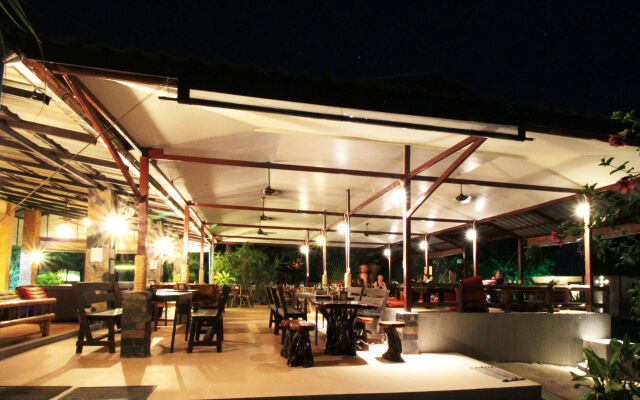 Sabaii Bay Resort