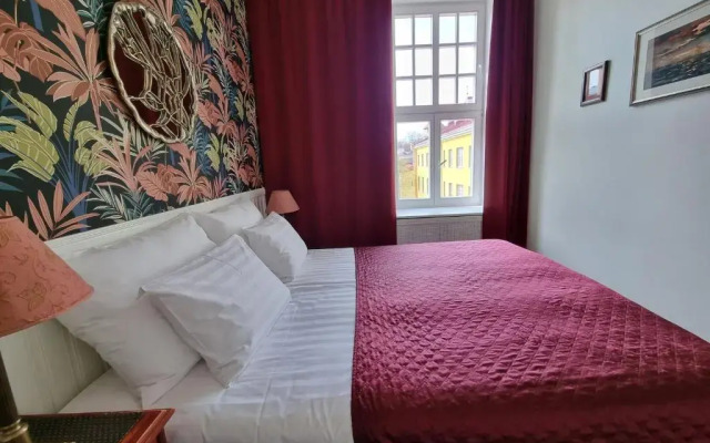 Classic House Hotel