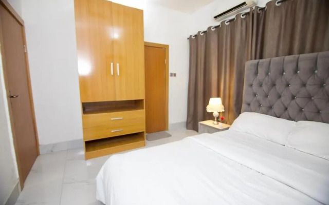 AJ'S Hotel & Suites