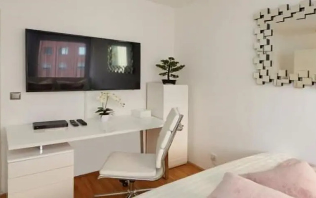 Twin Tower Apartments Vienna