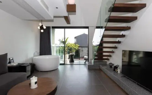 Xinqijianjie Homestay