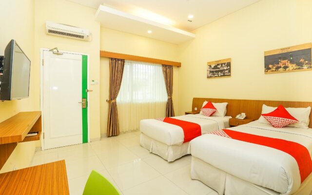OYO 272 M Suite Homestay