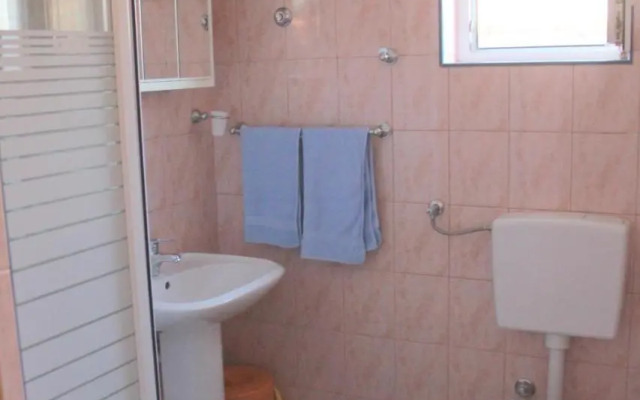 Guesthouse Donko 1 & 2