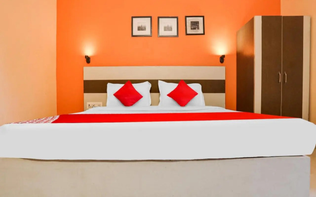 OYO Flagship 80701 Gour Stay Inn