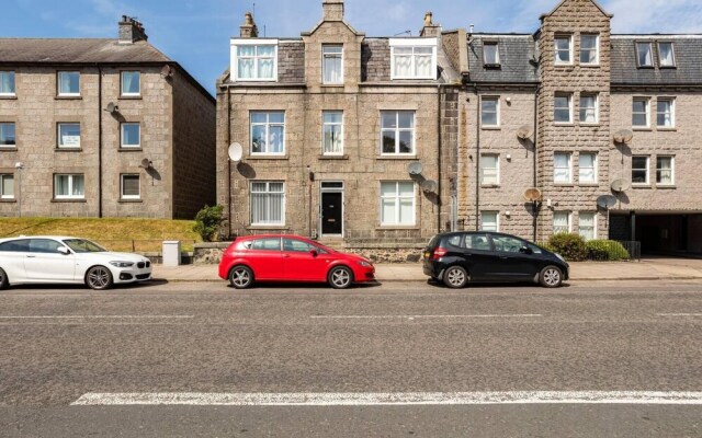 1BR Summit Holburn - Cosy Flat With Ultrafast Wifi