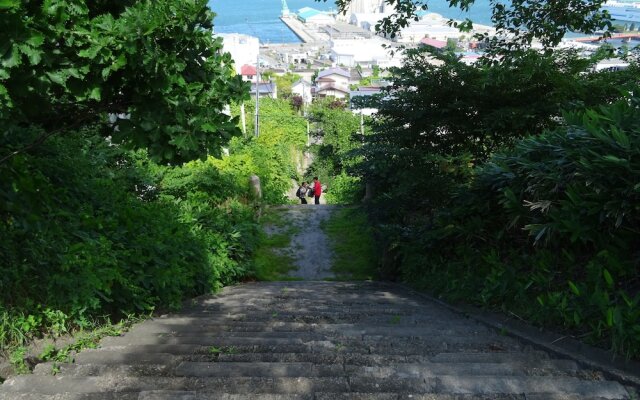 OTARU GUEST HOUSE TARUNE - Hostel