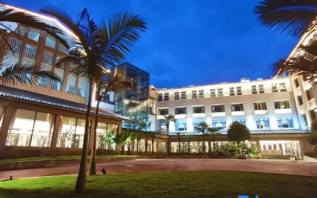 Yunding Hot Spring Hotel