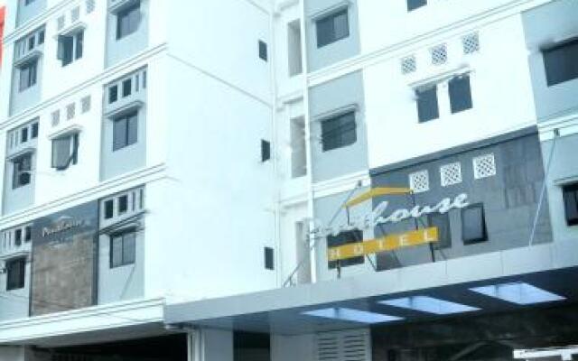 Penthouse Hotel by Airy