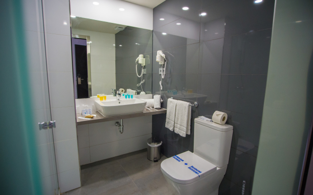 Ona Marbella Inn