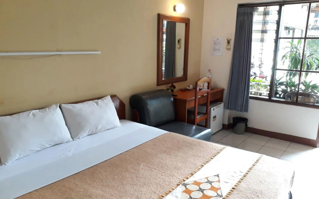 Kenangan Hotel – Guest Rooms – Bandung