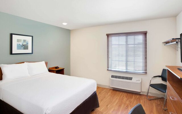 WoodSpring Suites Lake Charles