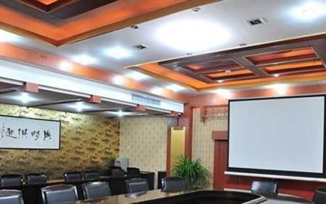 Baoding Century Garden Hotel