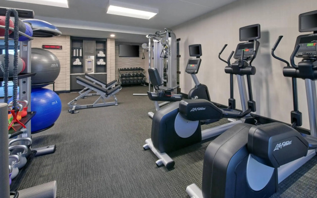 Courtyard by Marriott Indianapolis Castleton